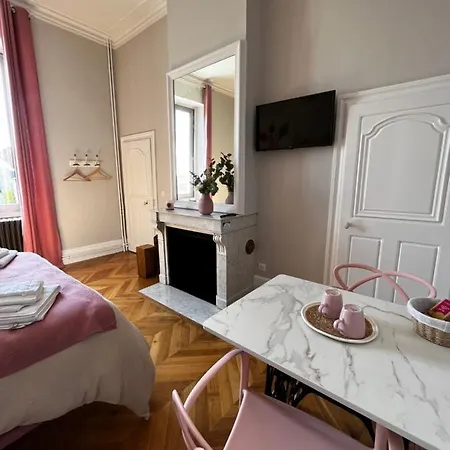 Гостевой дом La Parenthese Flechoise, Agathe