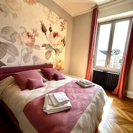 La Parenthese Flechoise, Agathe Гостевой дом Ла-Флеш