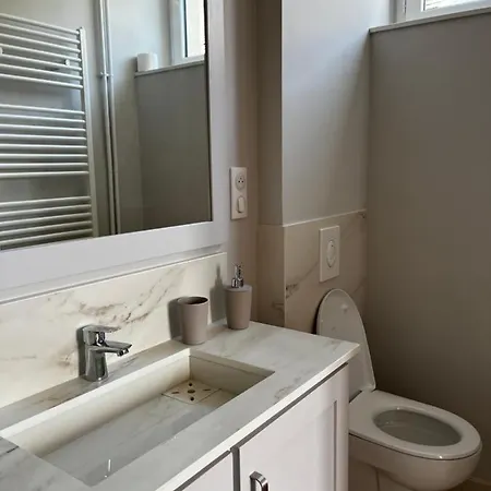 Гостевой дом La Parenthese Flechoise, Agathe Ла-Флеш