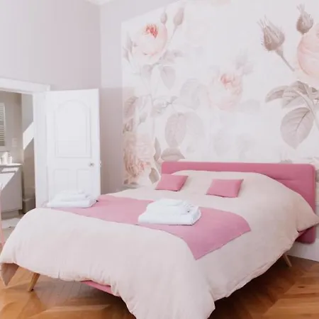 La Parenthèse Fléchoise, Agathe Affittacamere 3*
