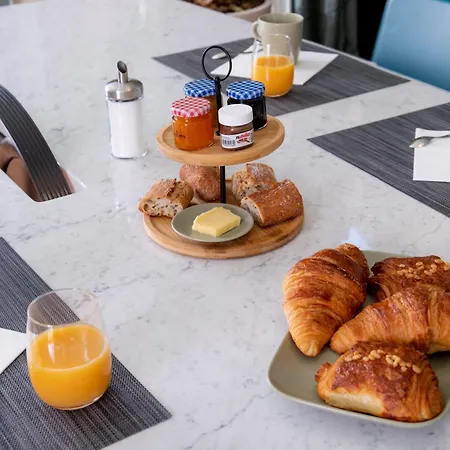 La Parenthese Flechoise, Agathe Ла-Флеш