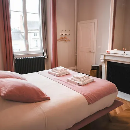 La Parenthese Flechoise, Agathe 3*